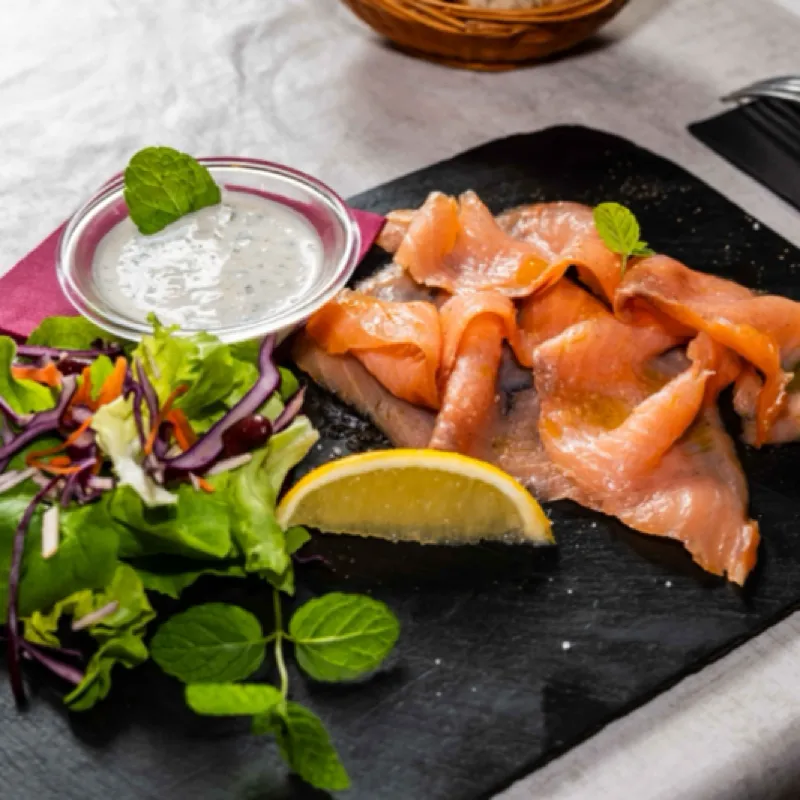 Entrée de saumon mariné Chez Magda
