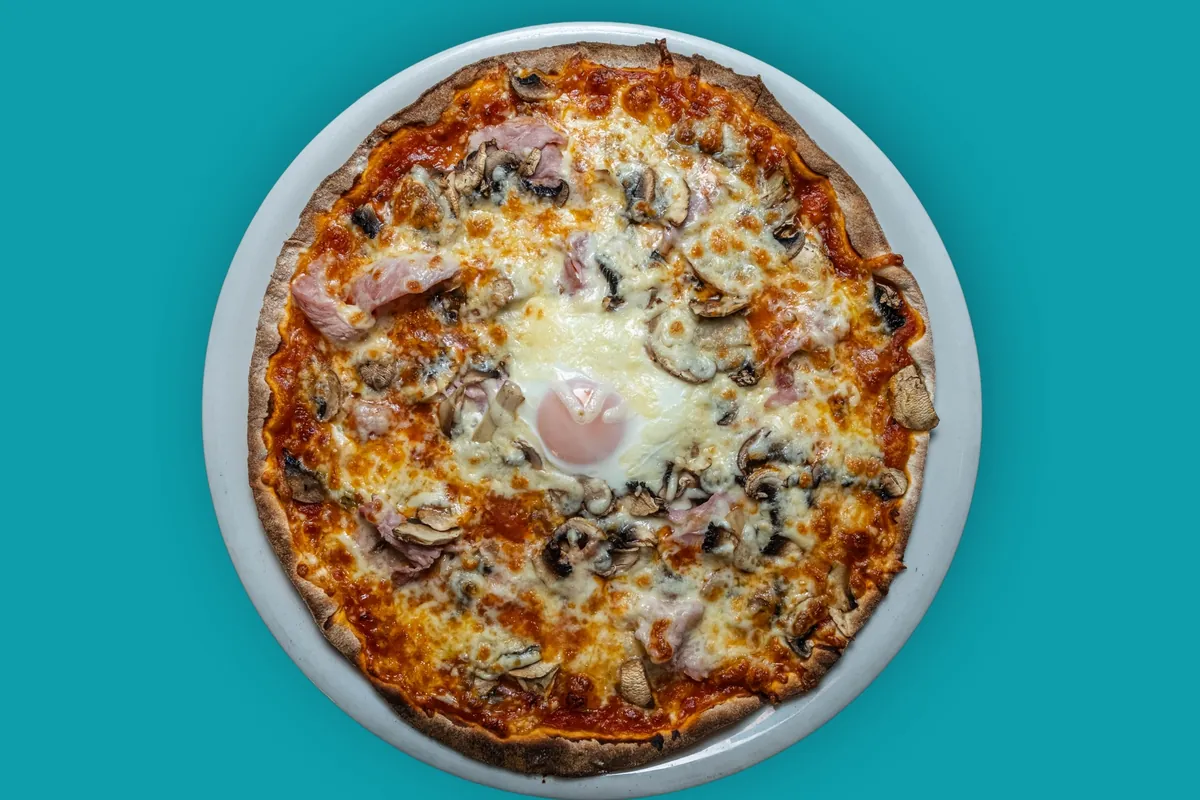 Pizza à pâte fine Chez Magda