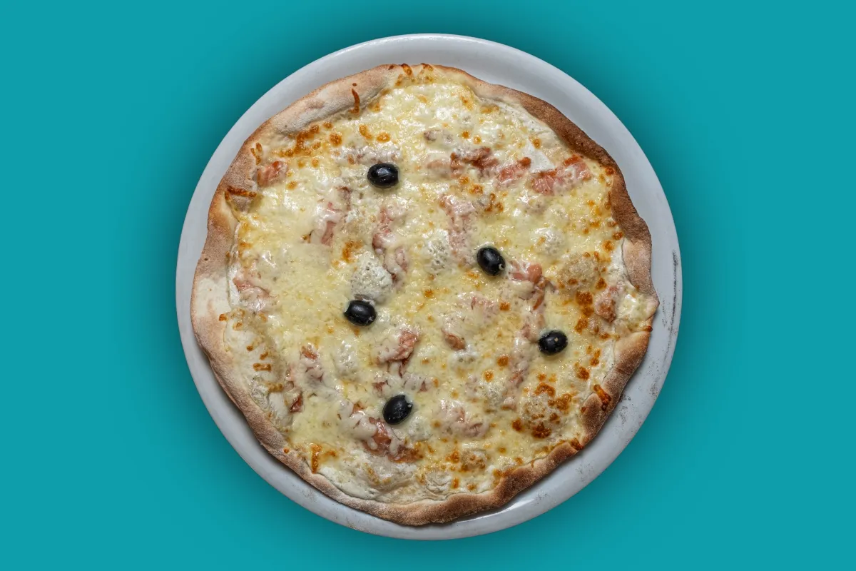 Pizza Saumon, pâte fine, Chez Magda