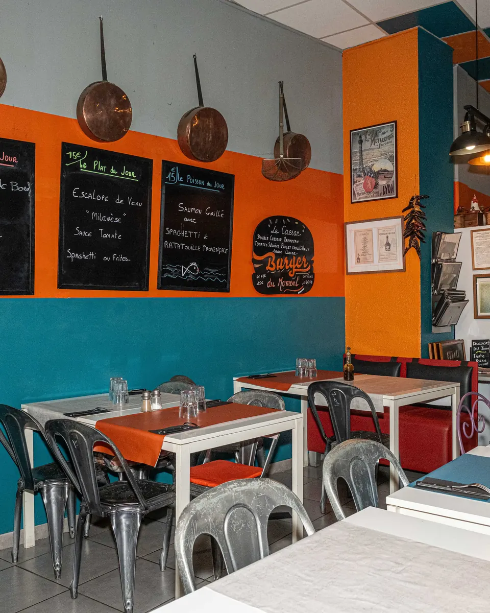 Salle du restaurant Chez Magda à Toulouse, ambiance conviviale